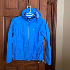Columbia blue rain jacket. Size XL